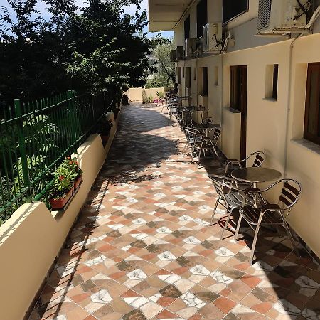 Flutura Apartments Vlora Kültér fotó